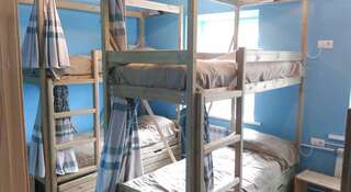 Гостиница Хостел «Матрас, Матрос и Альбатрос» Владивосток Спальное место на двухъярусной кровати в общем номере для мужчин-2