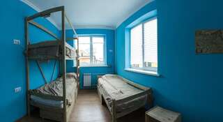 Гостиница Хостел «Матрас, Матрос и Альбатрос» Владивосток Спальное место на двухъярусной кровати в общем номере для мужчин и женщин-7